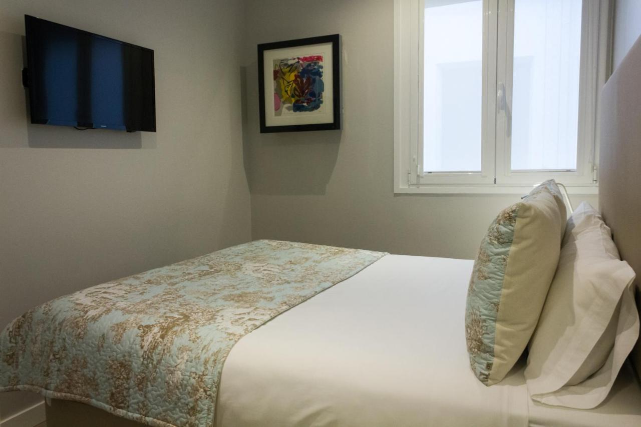 Arenal Suites Preciados Madrid Phòng bức ảnh
